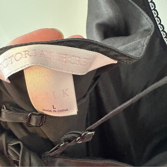 Vintage Y2K Victoria’s Secret Silk Slip Dress Black Red Roses - Picture 4 of 7